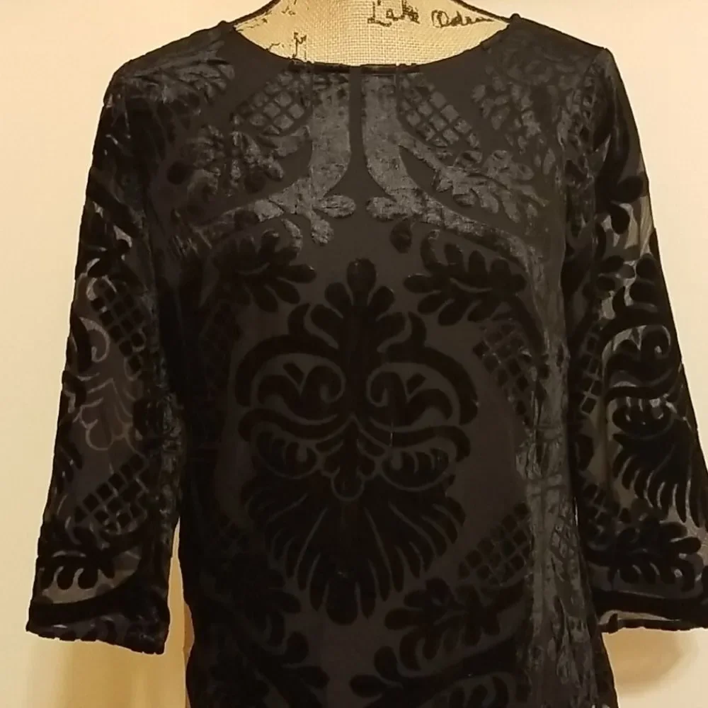 RSVP by Talbots NWT Black Burnout Floral Sheer Sleeve Top XS